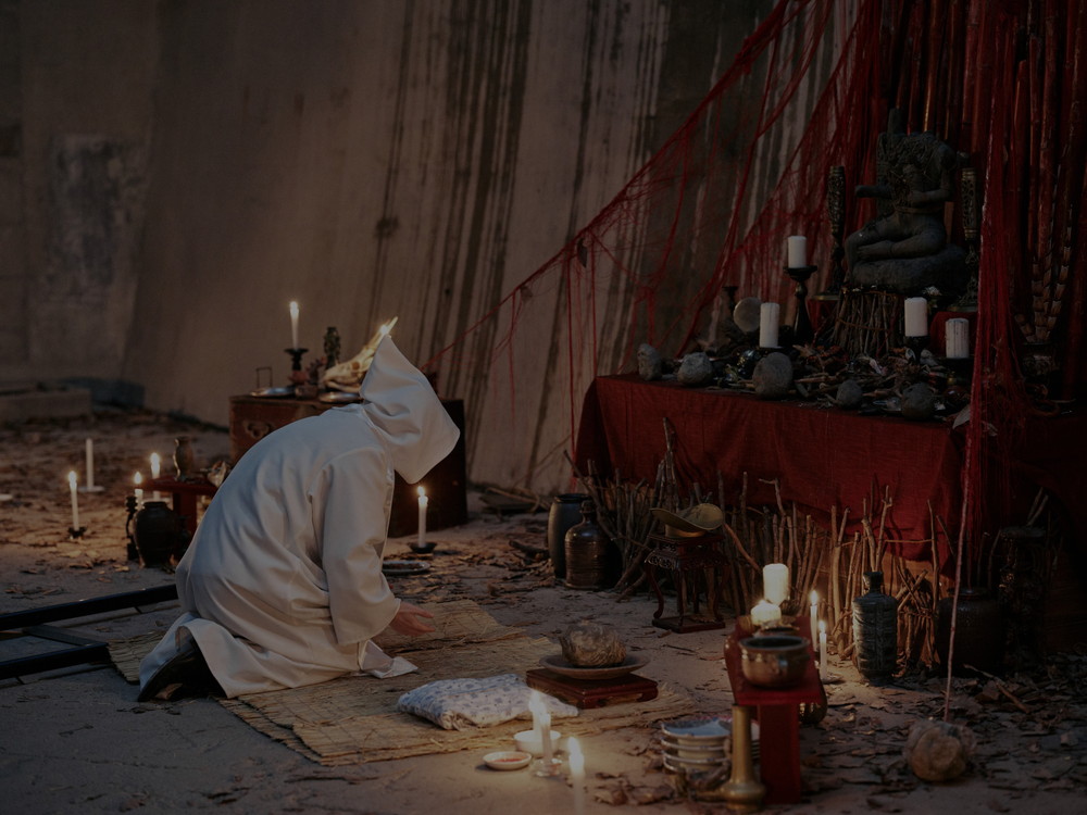 神社　悪魔のささやき